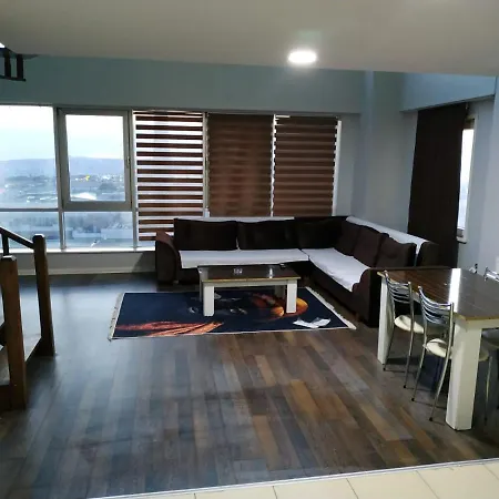Hera Suites Aparthotel *