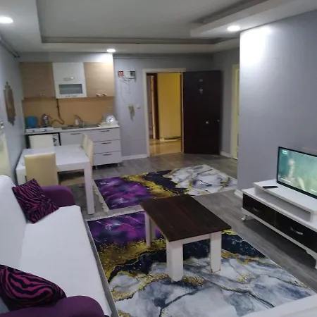 Hera Suites *