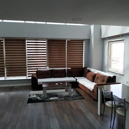 Hera Suites Aparthotel *