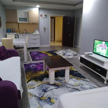 Hera Suites Aparthotel *